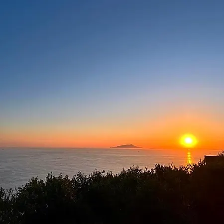 Acomodação com café da manhã  Elisabeth Seaview Sorrento Coast 4*